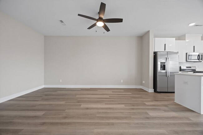 Building Photo - 2010 Titanium Rock Rd