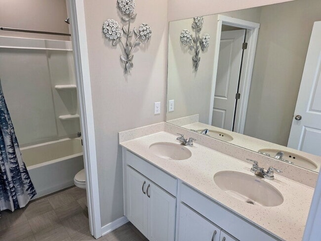 Building Photo - 2511 NW 44th St