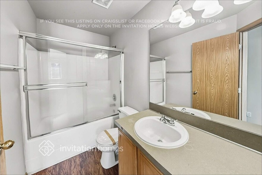 Building Photo - 22420 44th Ave Ct E