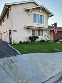 Building Photo - 313 Wilma Cir