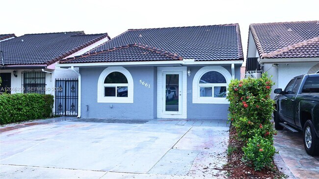 Building Photo - 5661 W 21st Ave