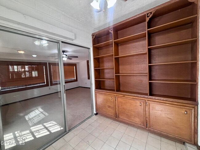 Building Photo - 11578 Chaplin Ct