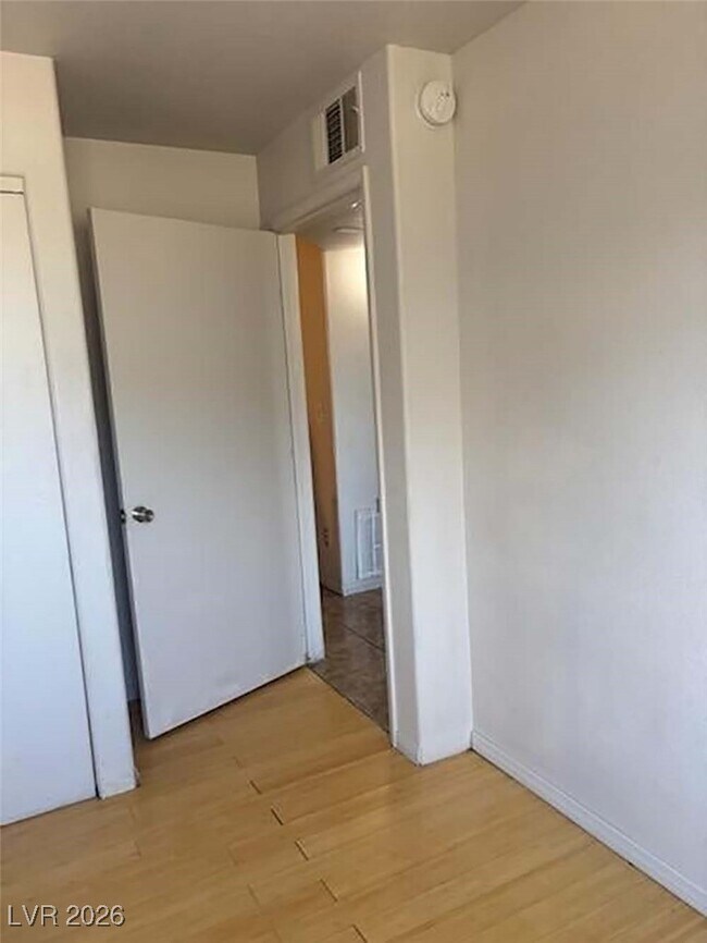 Building Photo - 231 W Philadelphia Ave