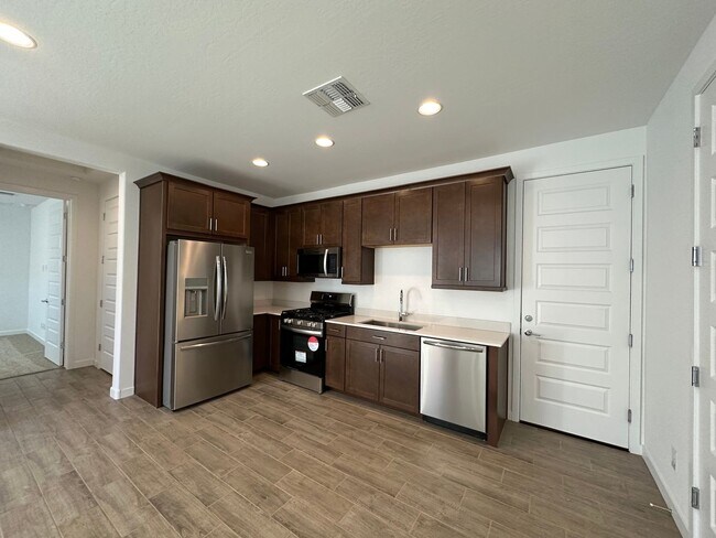 Building Photo - Nextgen home in Phoenix