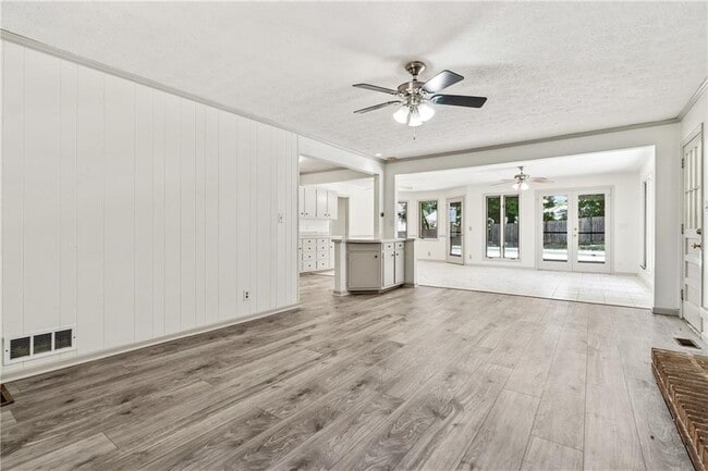 Building Photo - 2373 Wood Creek Ct