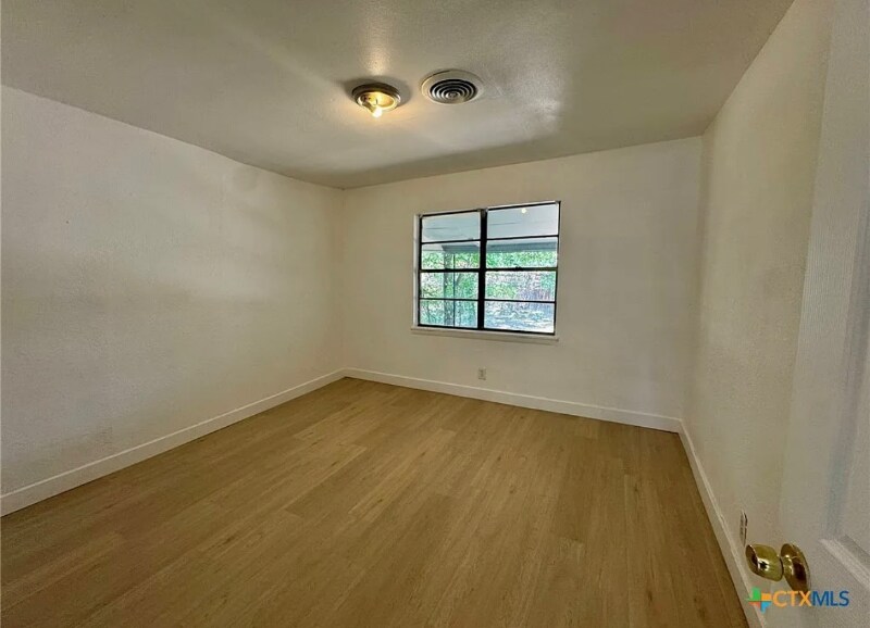 Building Photo - 1101 Hall Ave