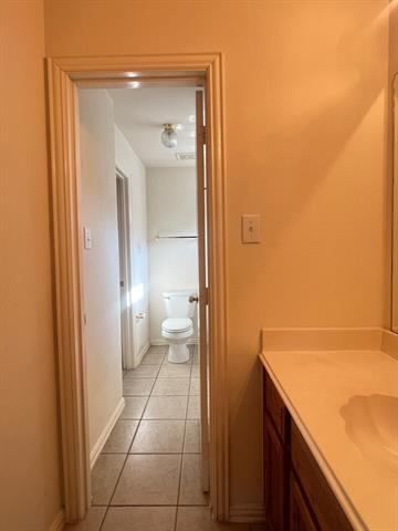 Building Photo - 1413 McClure Dr