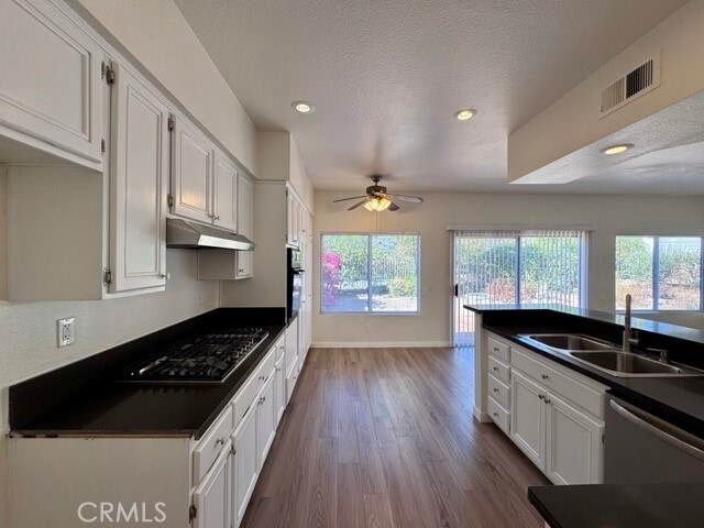 Building Photo - 39961 Temecky Way