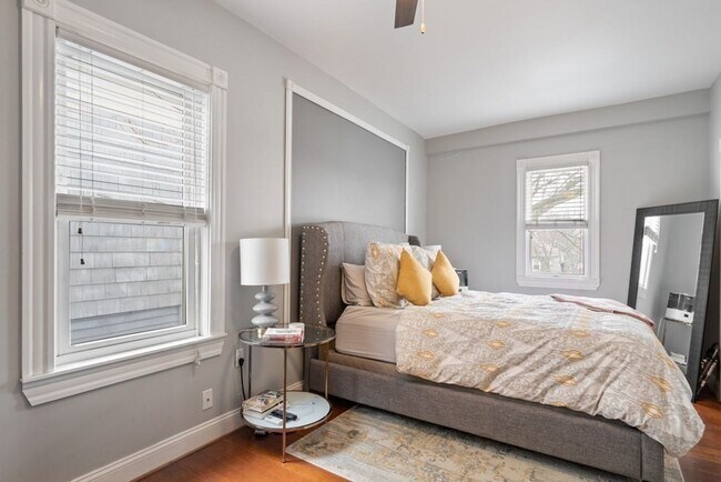 Building Photo - 176 Minot St