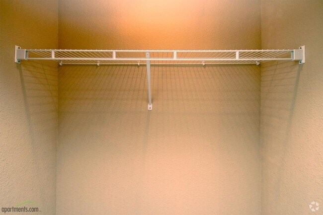 Closet - Hunters Ridge
