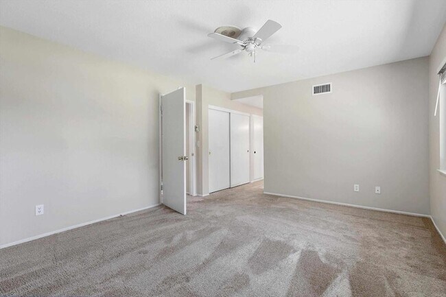 Building Photo - 1304 San Julian Dr