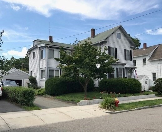 Building Photo - 28 Sargent St