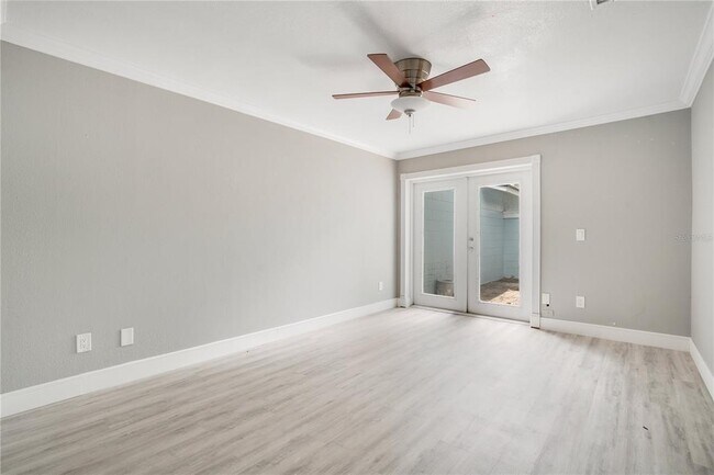 Building Photo - 6151 Sandcrest Cir