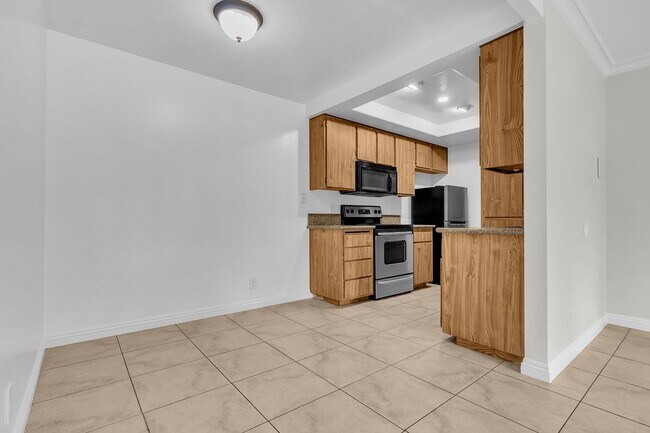 Building Photo - 20702 El Toro Rd