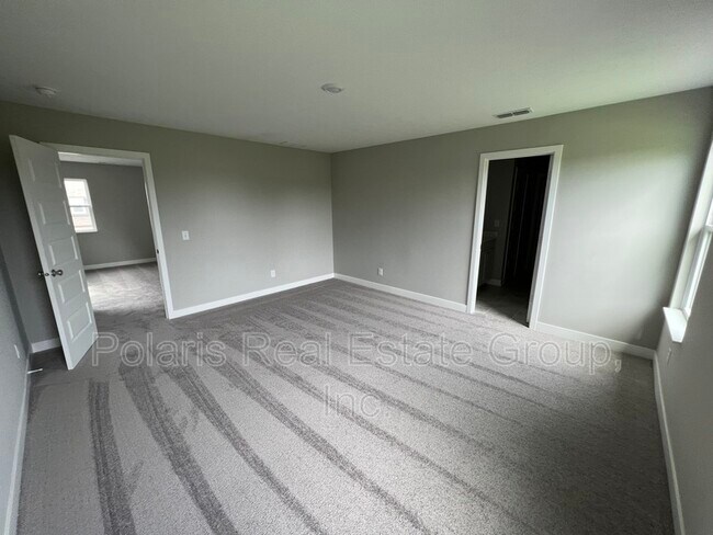 Building Photo - 3085 Gibbert Ln
