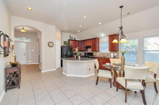 Building Photo - 19107 Mustang Pointe Ln