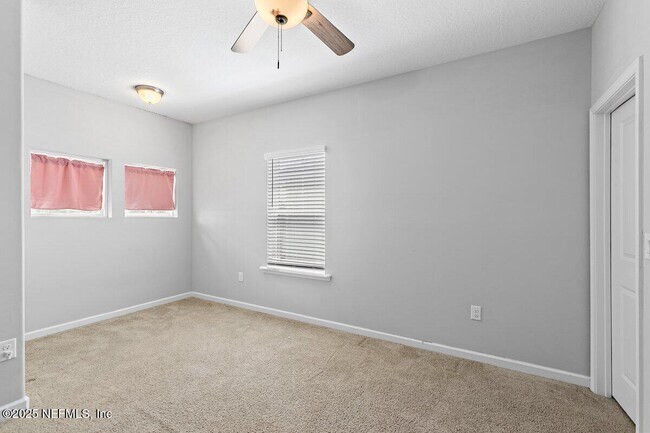 Building Photo - 276 Sanctuary Dr