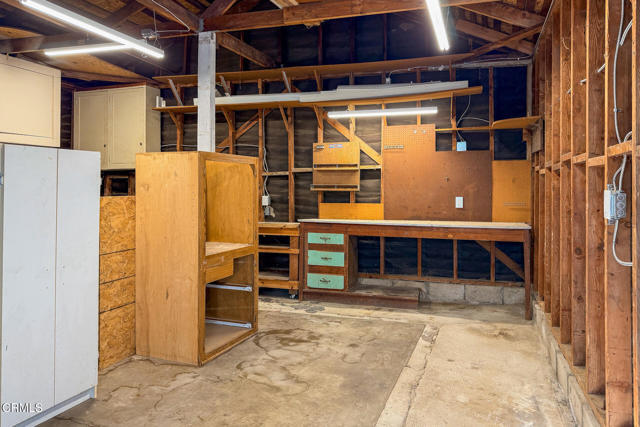 Building Photo - 431 Deodar Ave