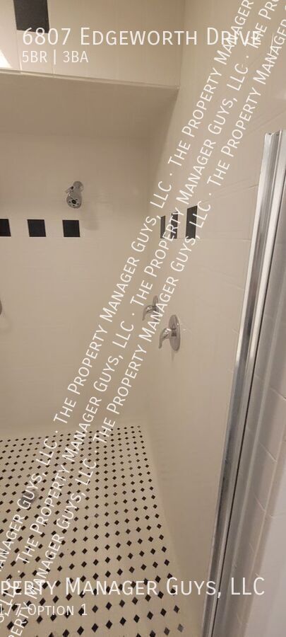 Building Photo - 6807 Edgeworth Dr