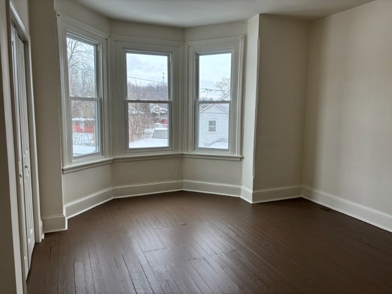 Building Photo - 3925 Burgoon Rd