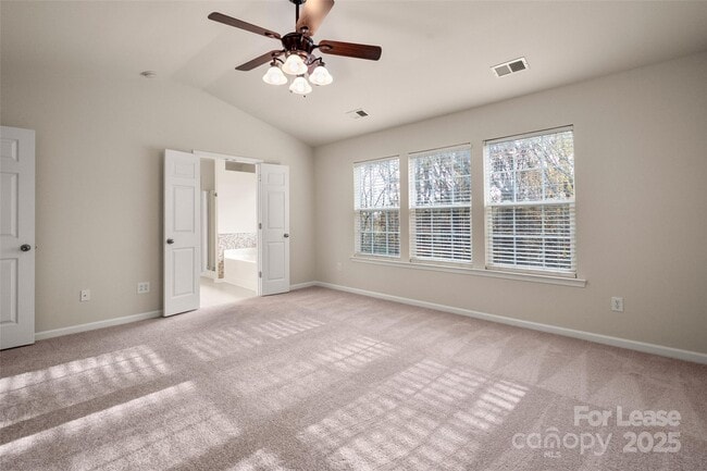 Building Photo - 11220 Cypress View Dr