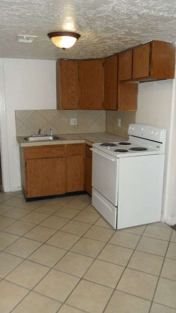 Building Photo - 1121 15th St