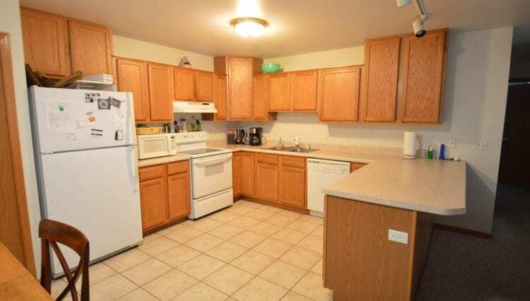 Building Photo - 273 Meadowside Dr