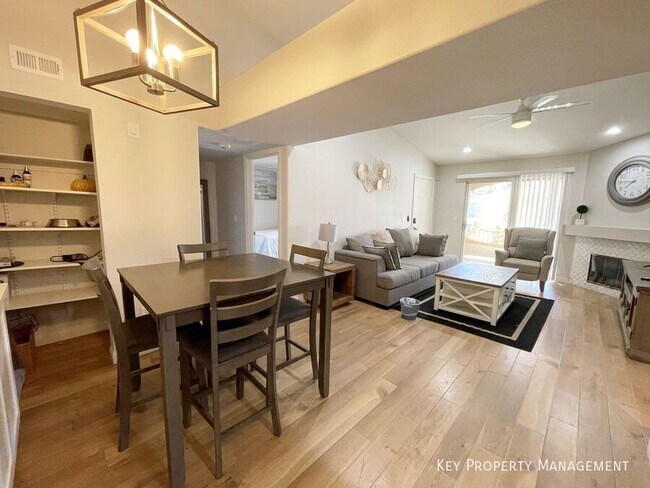 Building Photo - 7885 W Flamingo Rd