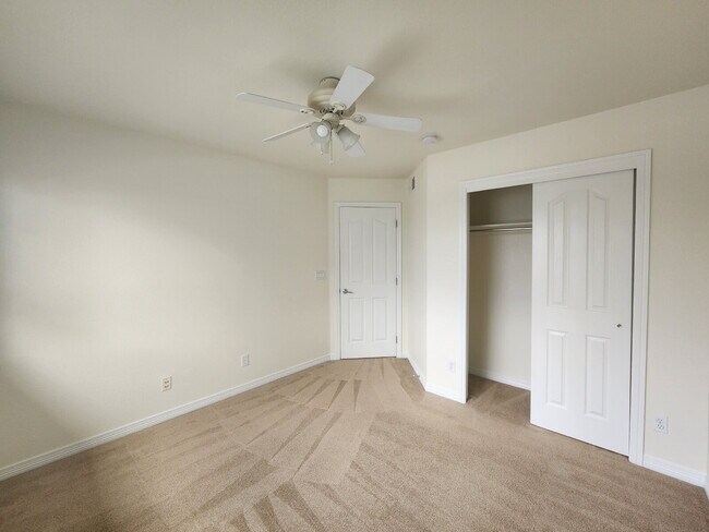 Building Photo - Beautiful 4 Bedroom Home In Beacon Point! Cherry Creek Schools!