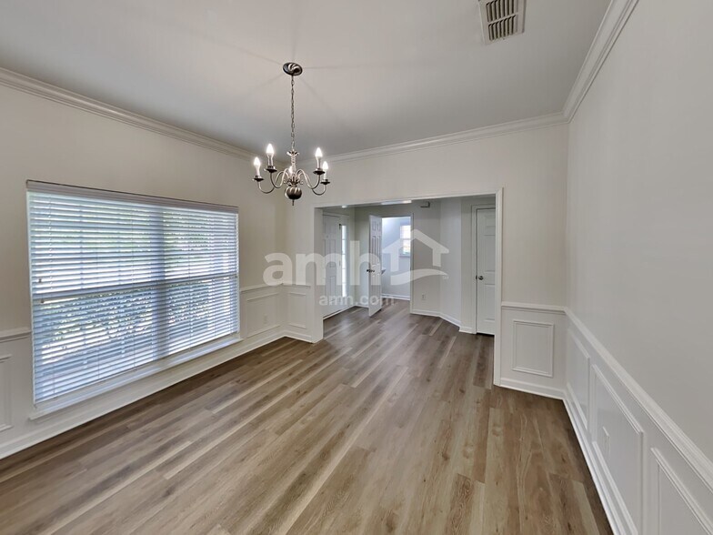 Building Photo - 4063 Locerbie Cir