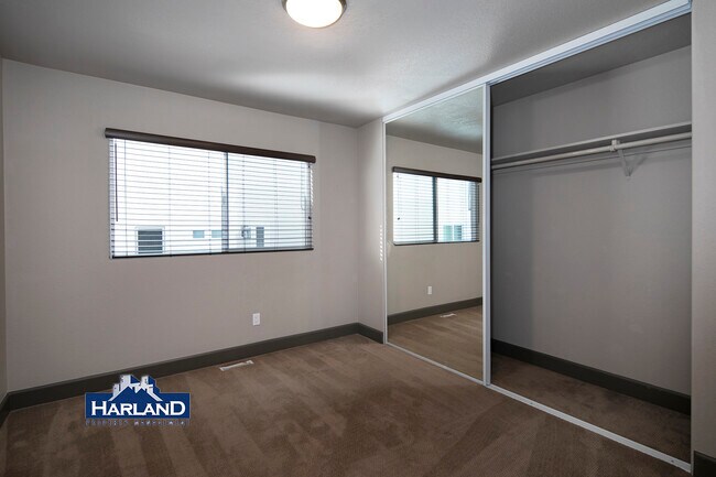 Building Photo - 4607 Janet Pl