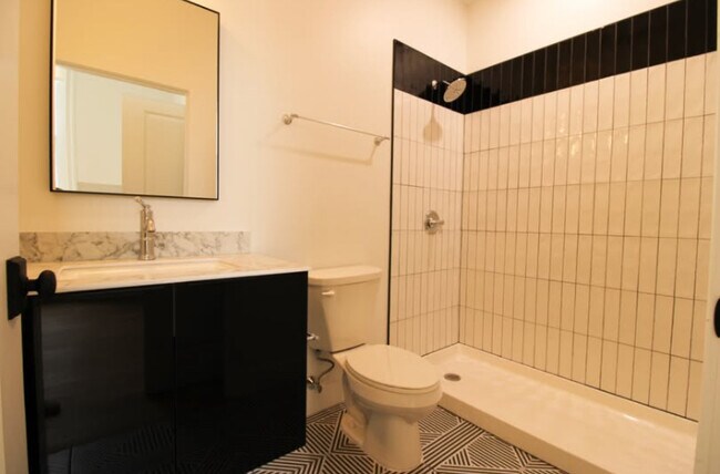 Building Photo - City Hall