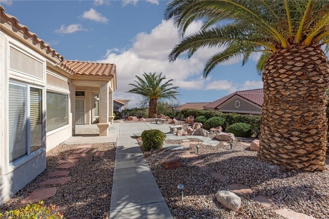 Building Photo - 10709 Shackleton Dr