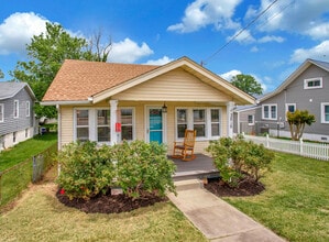 Building Photo - 3816 Chesapeake Beach Rd