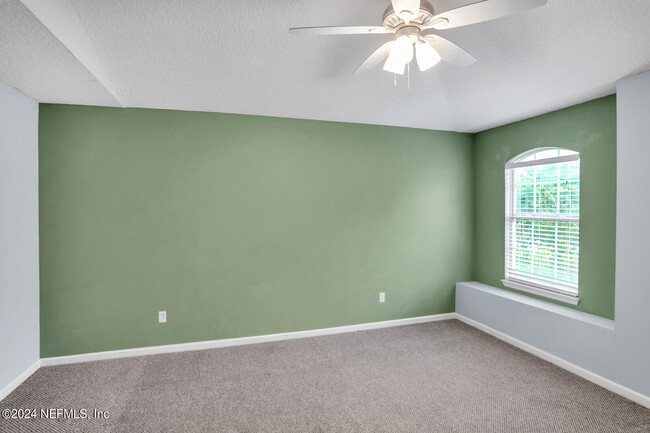 Building Photo - 2128 Pebble Creek Ln