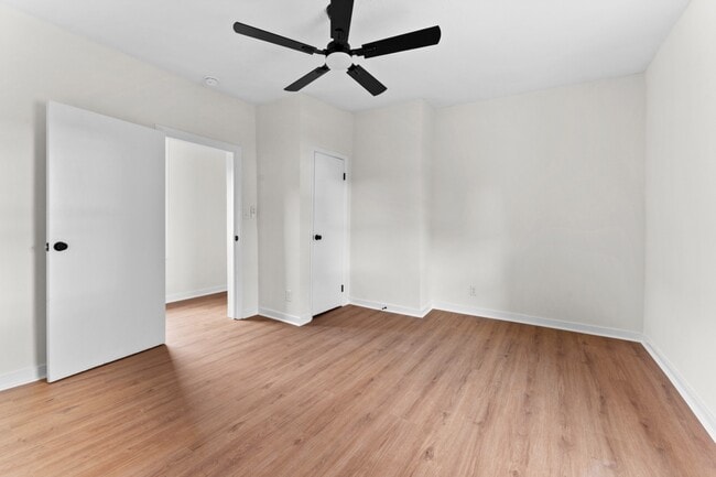 Building Photo - Trek Rentals