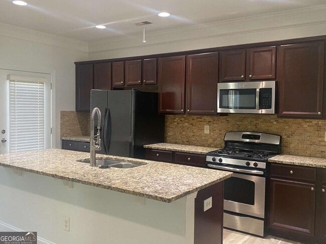 Building Photo - 5620 Beaver Ridge Dr