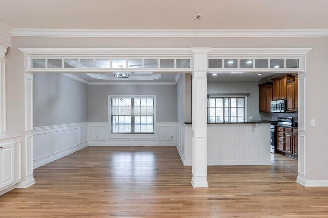 Building Photo - 3277 Beaumont Centre Cir