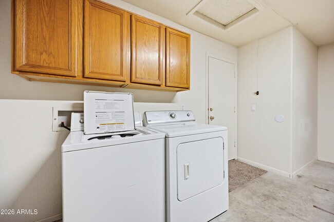 Building Photo - 14609 S 47th Pl