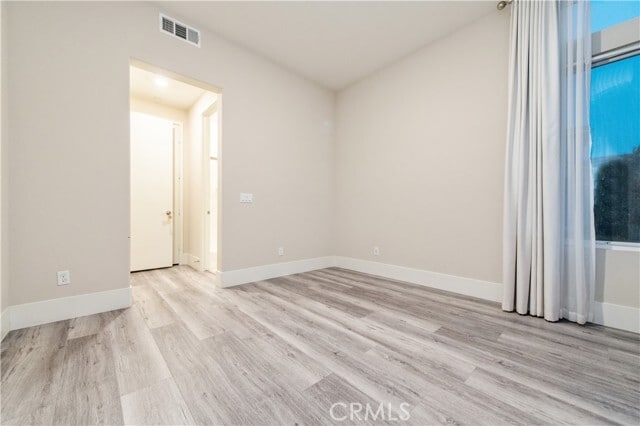 Building Photo - 55 Crater