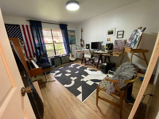 Building Photo - 631 Warrenton Rd