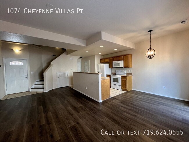 Building Photo - 1074 Cheyenne Villas Point