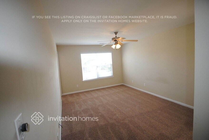 Building Photo - 214 Glencroft Dr