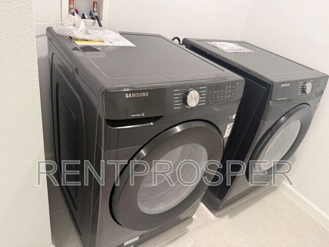 Building Photo - 13925 Easdale Aly