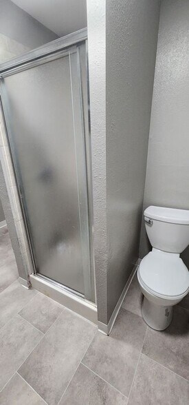 Building Photo - 9537 W Alameda Ave