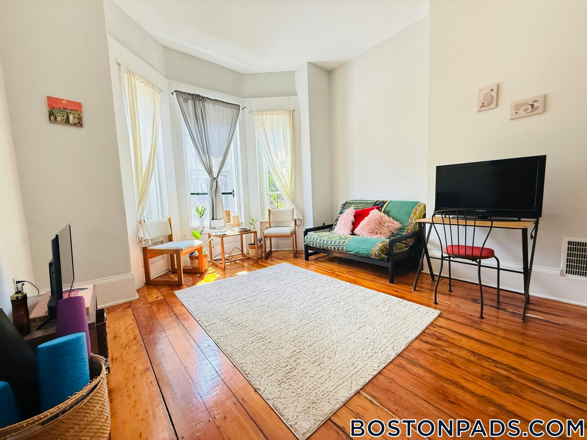 Building Photo - 94 Mt Pleasant Ave