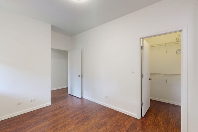Floorplan - 5524-5526 S. Everett Avenue