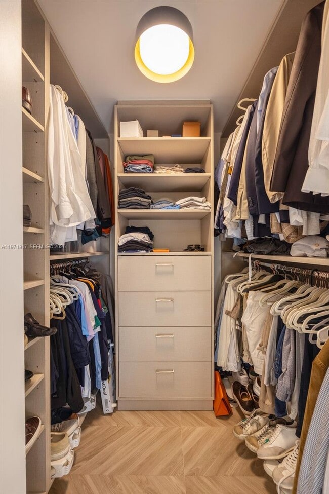 Building Photo - 3138 Virginia St