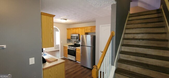 Building Photo - 346 Summer Hill Cir