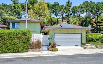 Building Photo - 4076 Tropico Way